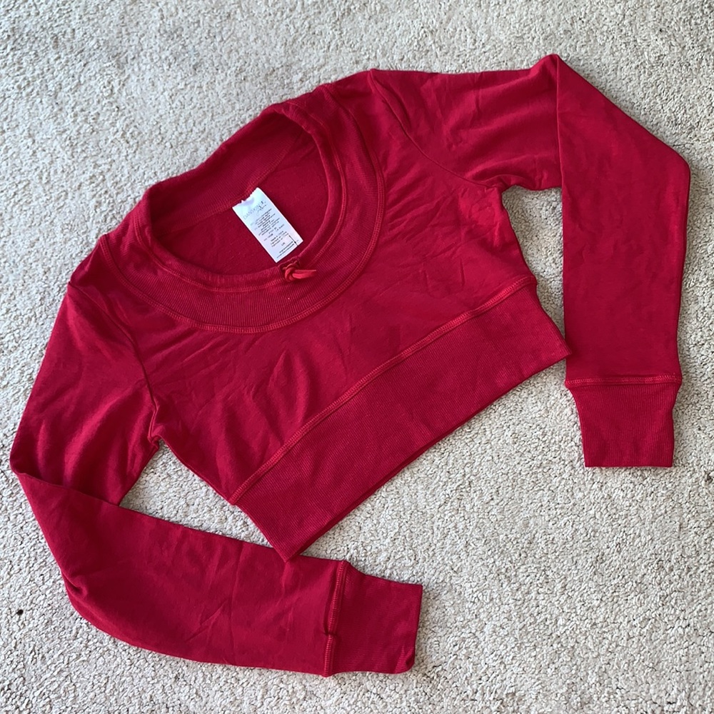Long Sleeve Scoop Crop Dance Top NWT Rich Red <3